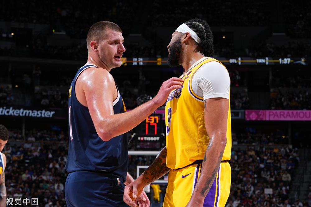 的冲击下 的冲击下