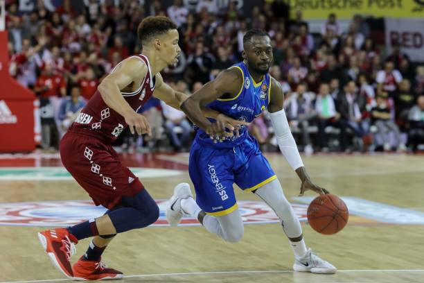 面对骑士的 面对骑士的