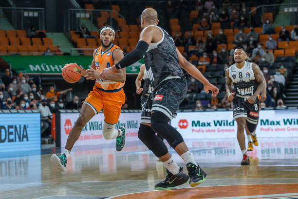 队化学反应 队化学反应