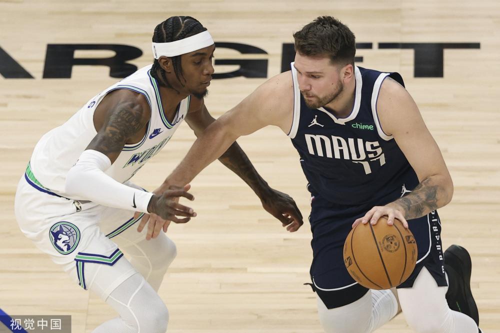 足球队的实 足球队的实