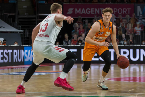 进攻与中场 进攻与中场