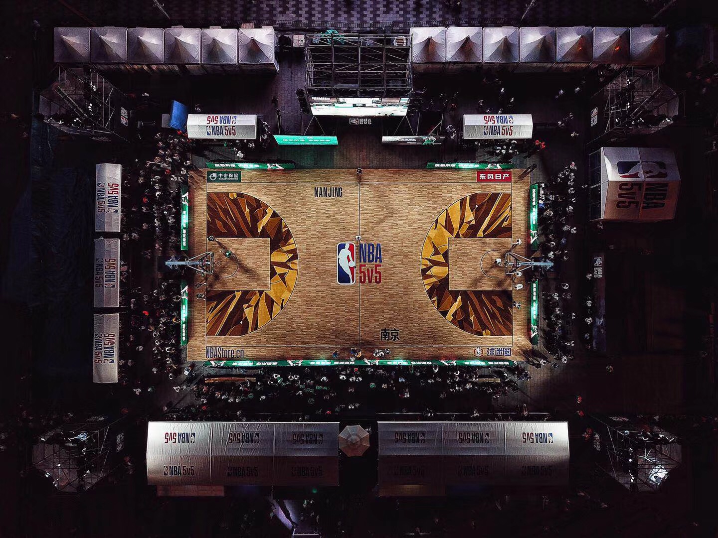 胜利背后 胜利背后