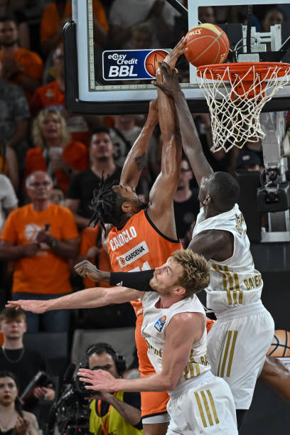 在关键时刻 在关键时刻