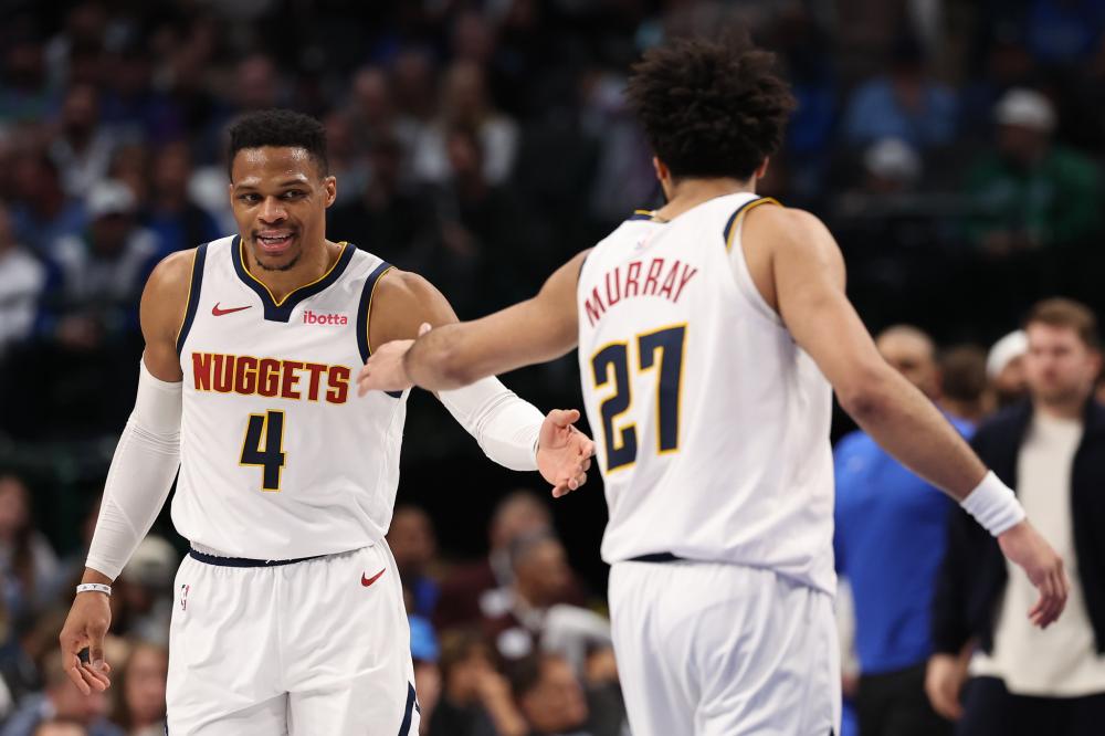 背后深层次 背后深层次